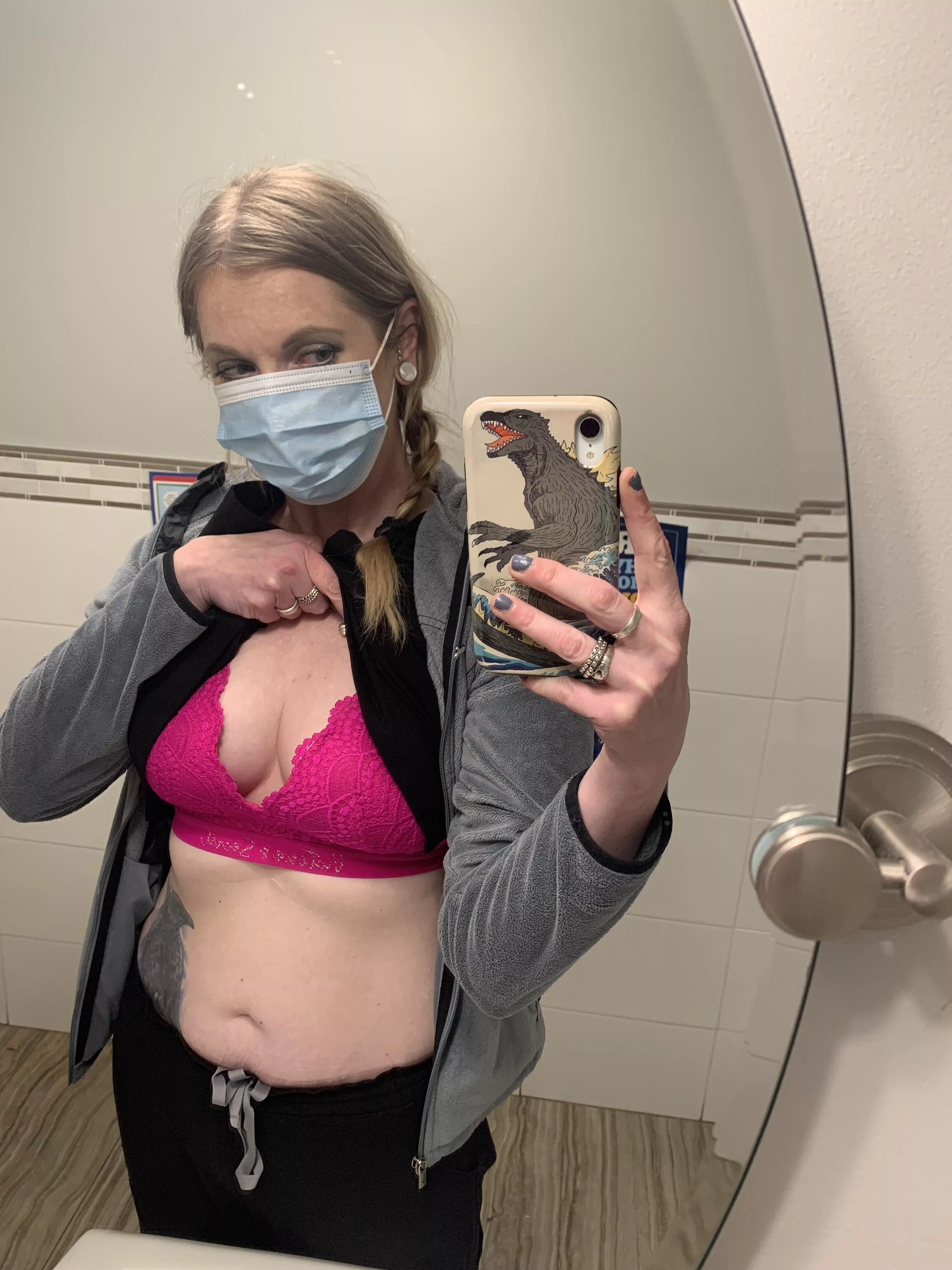 Sneaking off at work to take a naughty selfie ..