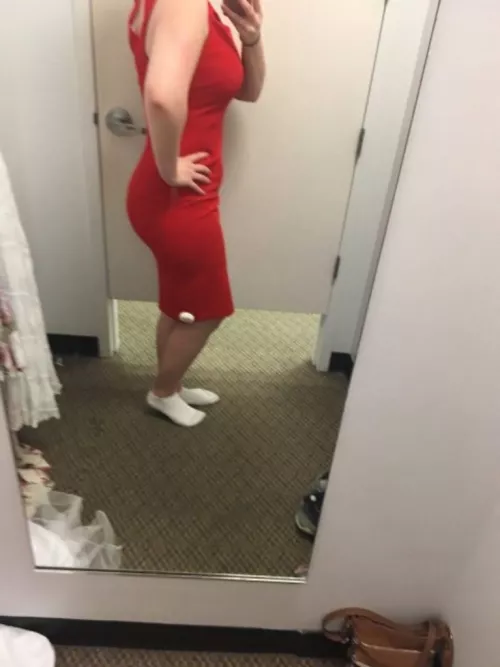 I stopped by Macy's to try on a couple dresses [f]or everyone today. My parents would be mortified!!