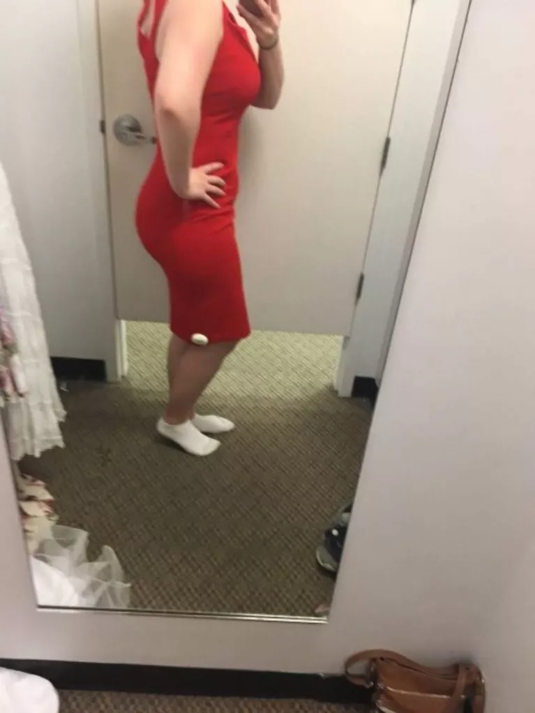 I stopped by Macy's to try on a couple dresses [f]or everyone today. My parents would be mortified!!