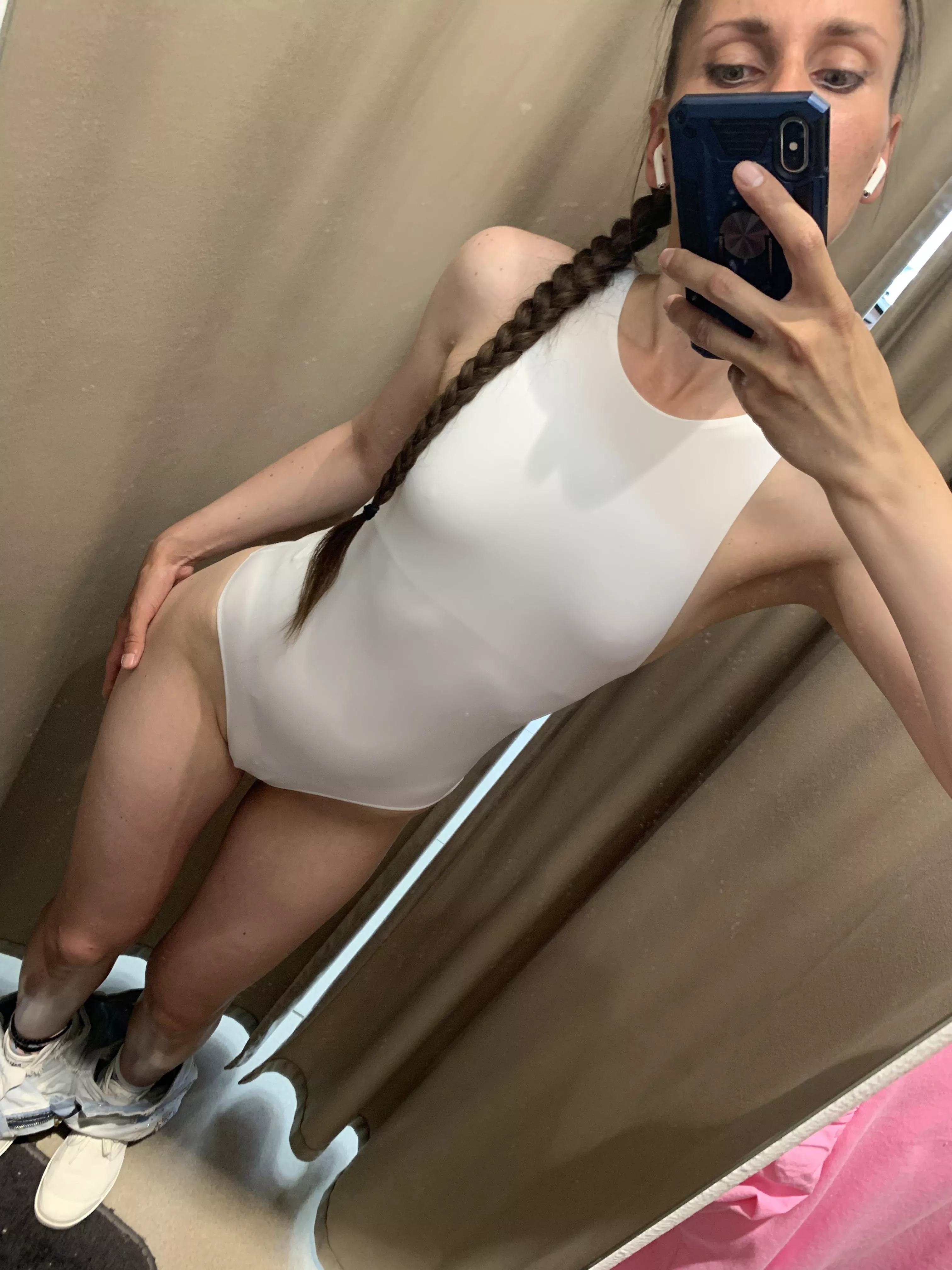 F(26) body for practice yoga. buy me yoga clothes?