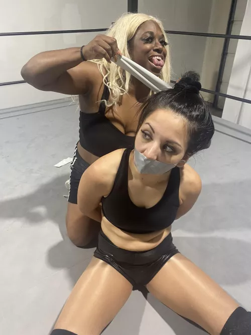 she knows what’s coming next 👀