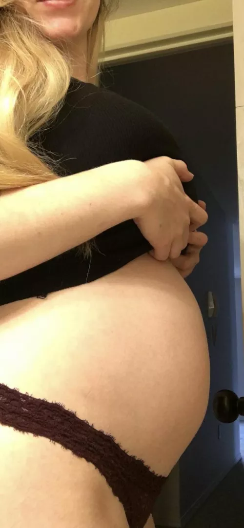 Another pic from the side. I love to see my bump growing with my bull’s babies.