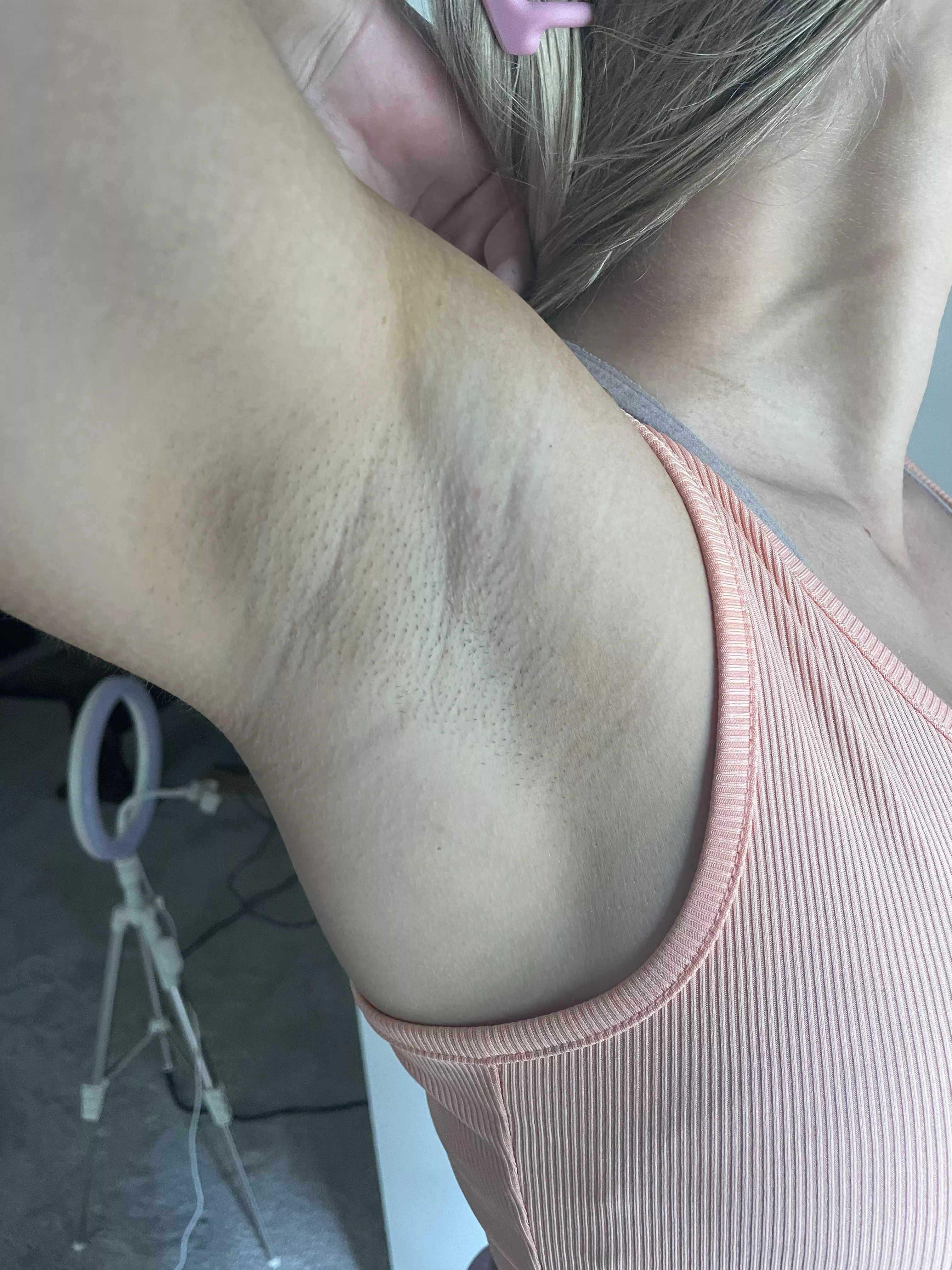 Have a good weekend, enjoy me first 😘