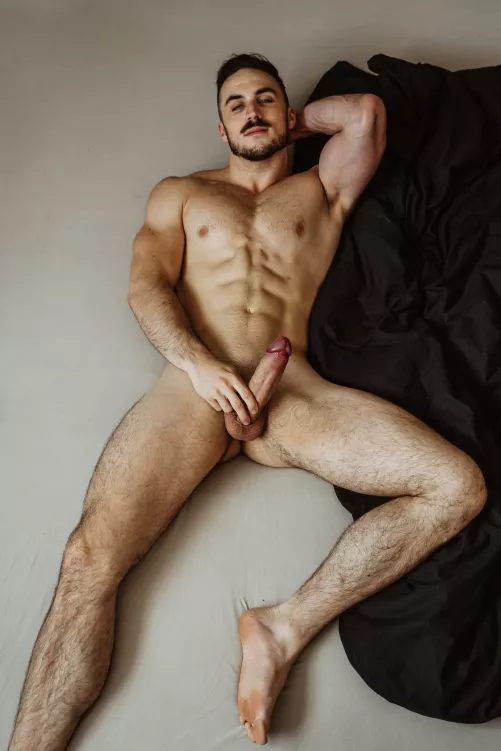 Having some fun in my Bed after Workout [m]