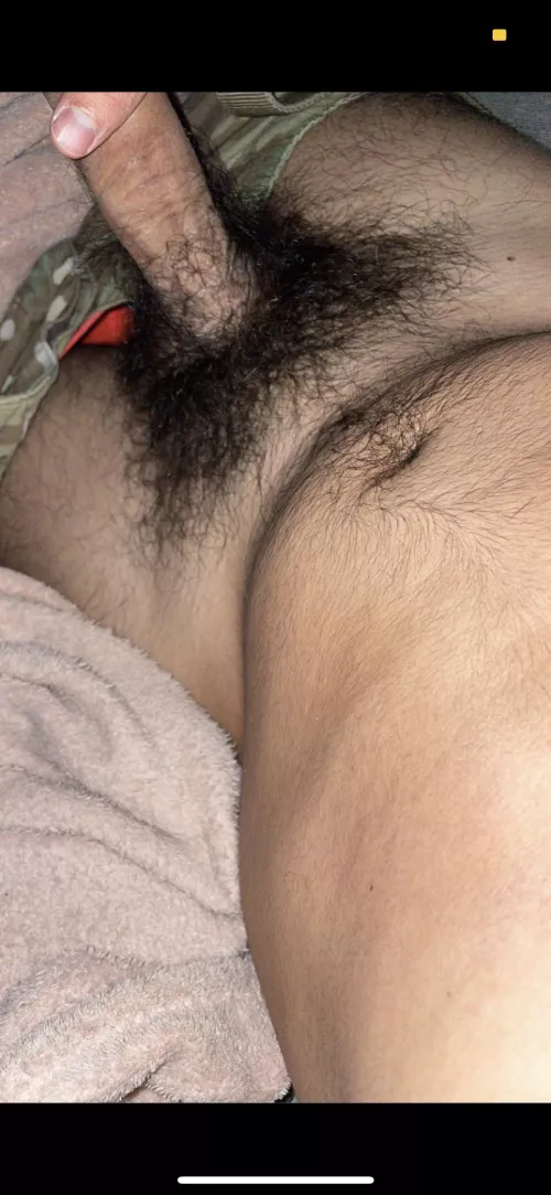 20 m DL Army guy , fit Latino looking to trade hmu Snapchat : markg3818