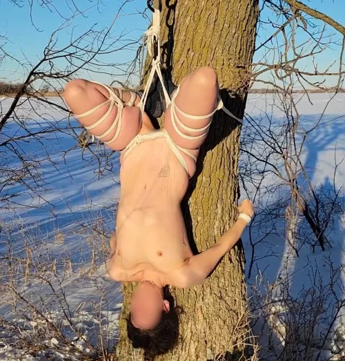 My first outdoor winter tie! It was only 11 degrees out 😂