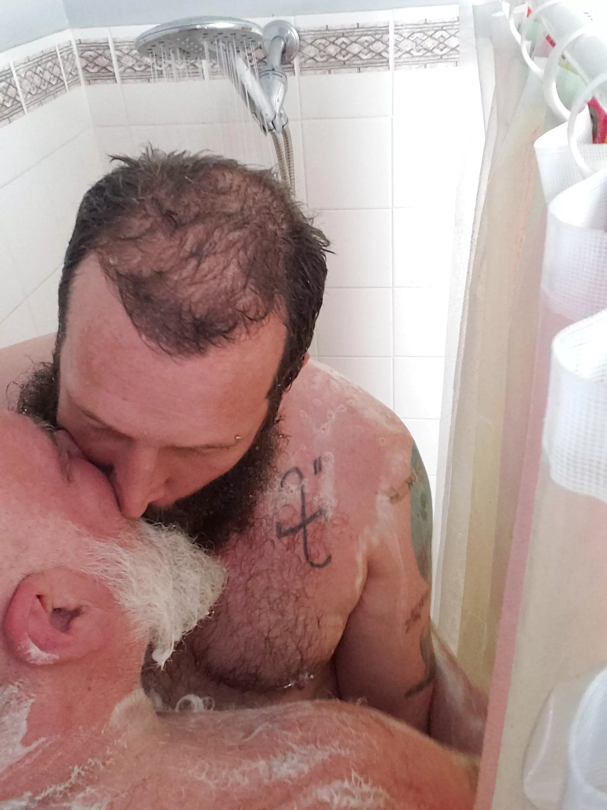 Usually I'm the older guy, but this silver Daddy makes me feel a bit like a boy.