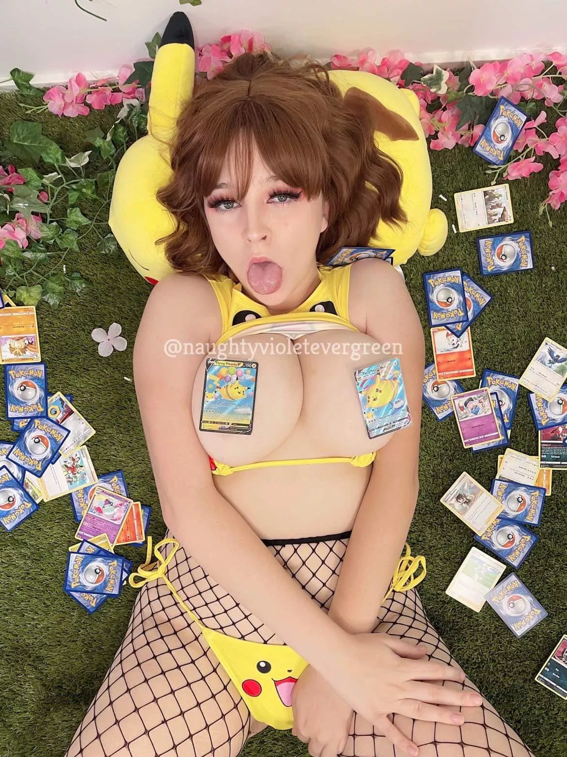 Let me peek at chu 😉