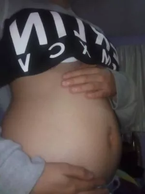 good afternoon, today I am very horny I want a very horny daddy