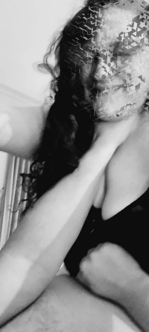 Love it when he gets a good hold 😈