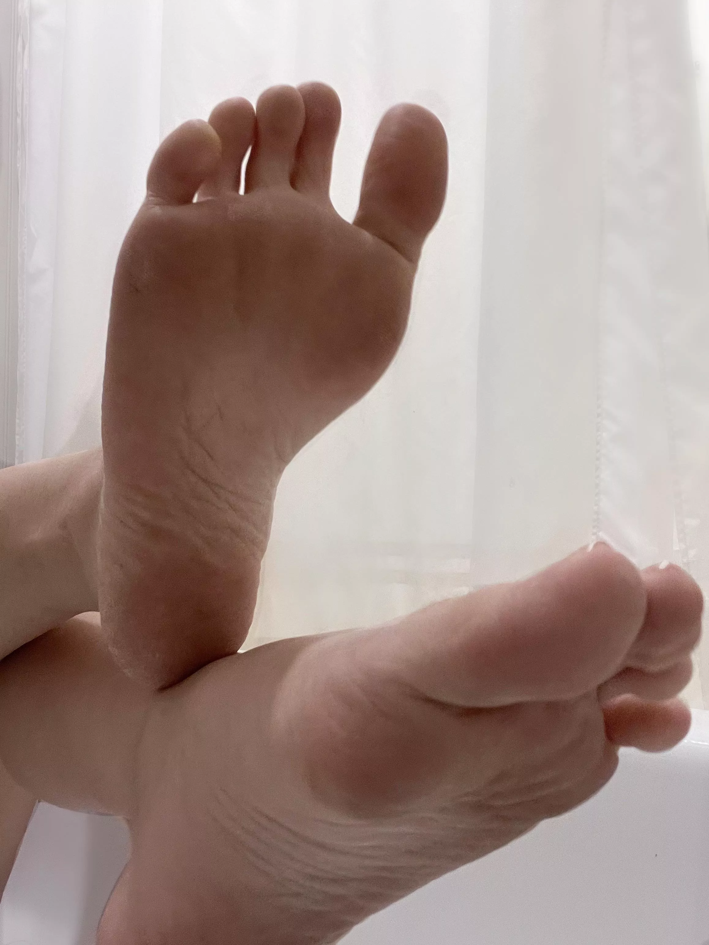 About to wash my dirty feet after a long day… wish you were here <3 DMs welcome