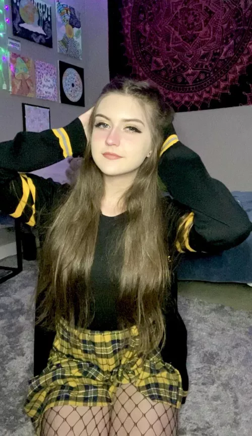 I may be a shy hufflepuff but that doesn’t mean I don’t want you to breed me 😏🙈