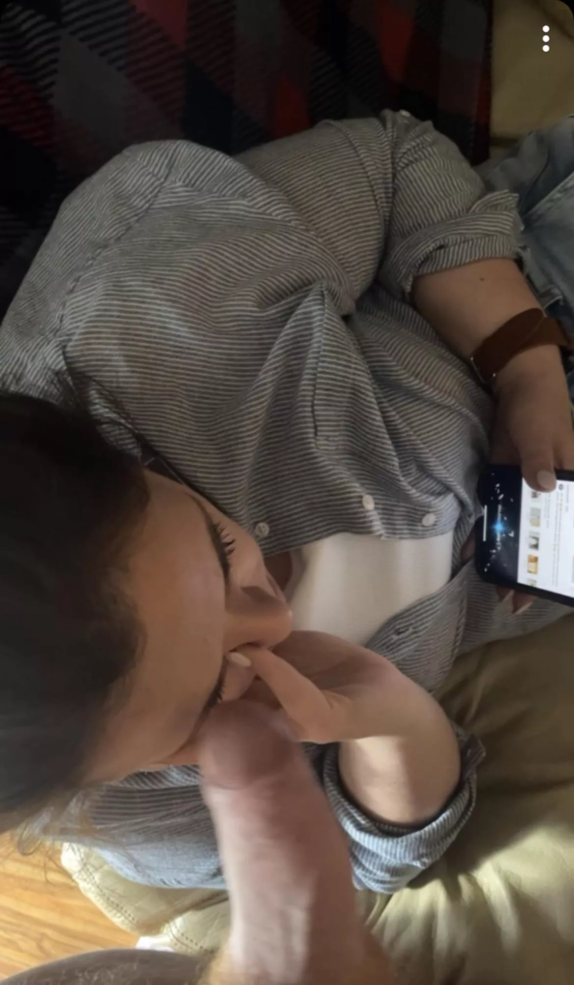 Won’t even look up from her phone!!!