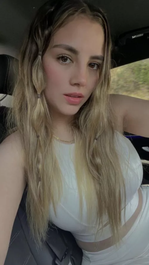 I need cocktributes/cumtributes to my mexican friend. Send me msg in kik: blasfemi7