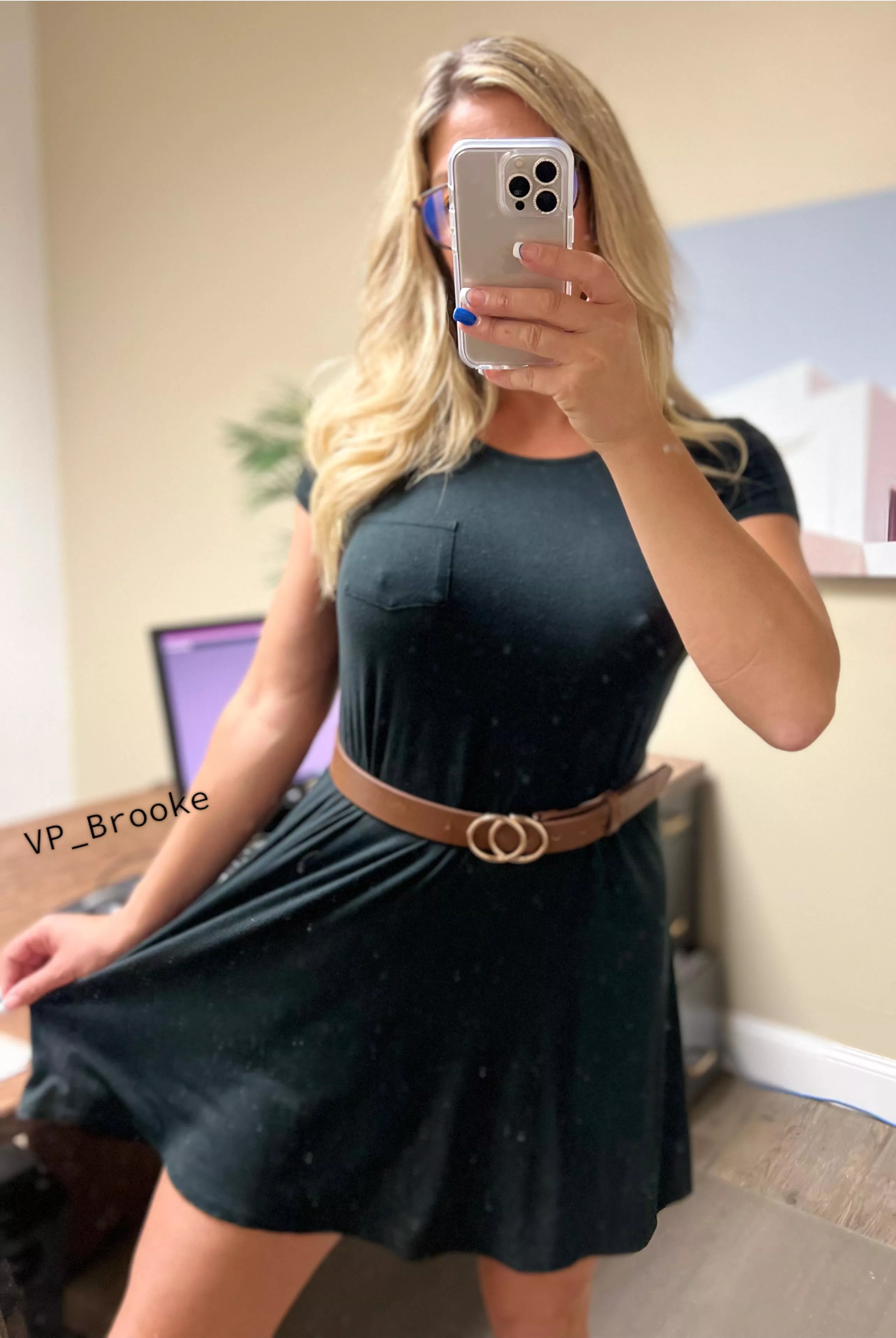 It’s only noticeable when the air conditioner comes on 😁🖤