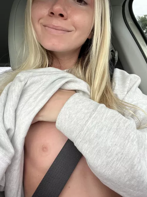 Always belt the tots so they’re safe and sound 🥰