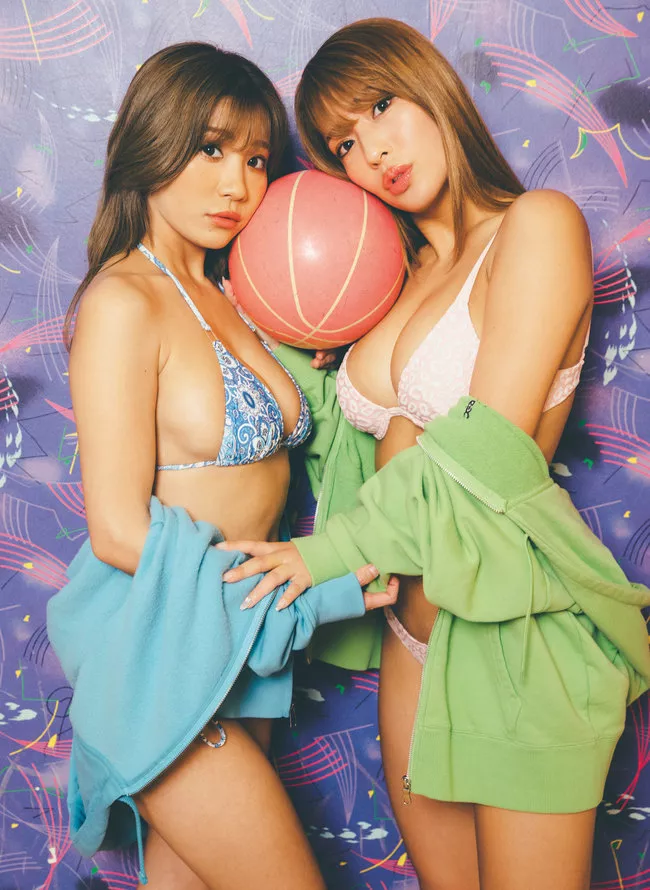 Aya Hazuki and Rina Hashimoto