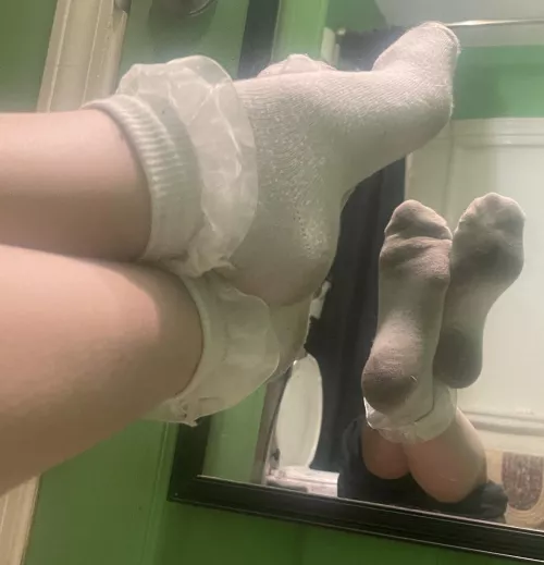 Suck on these 😈 [selling][u.s.][cashapp] off to their new owner tomorrow, you could be next :) I know these Lacies are your favorite 🤩 Kik-missyqueenfeet
