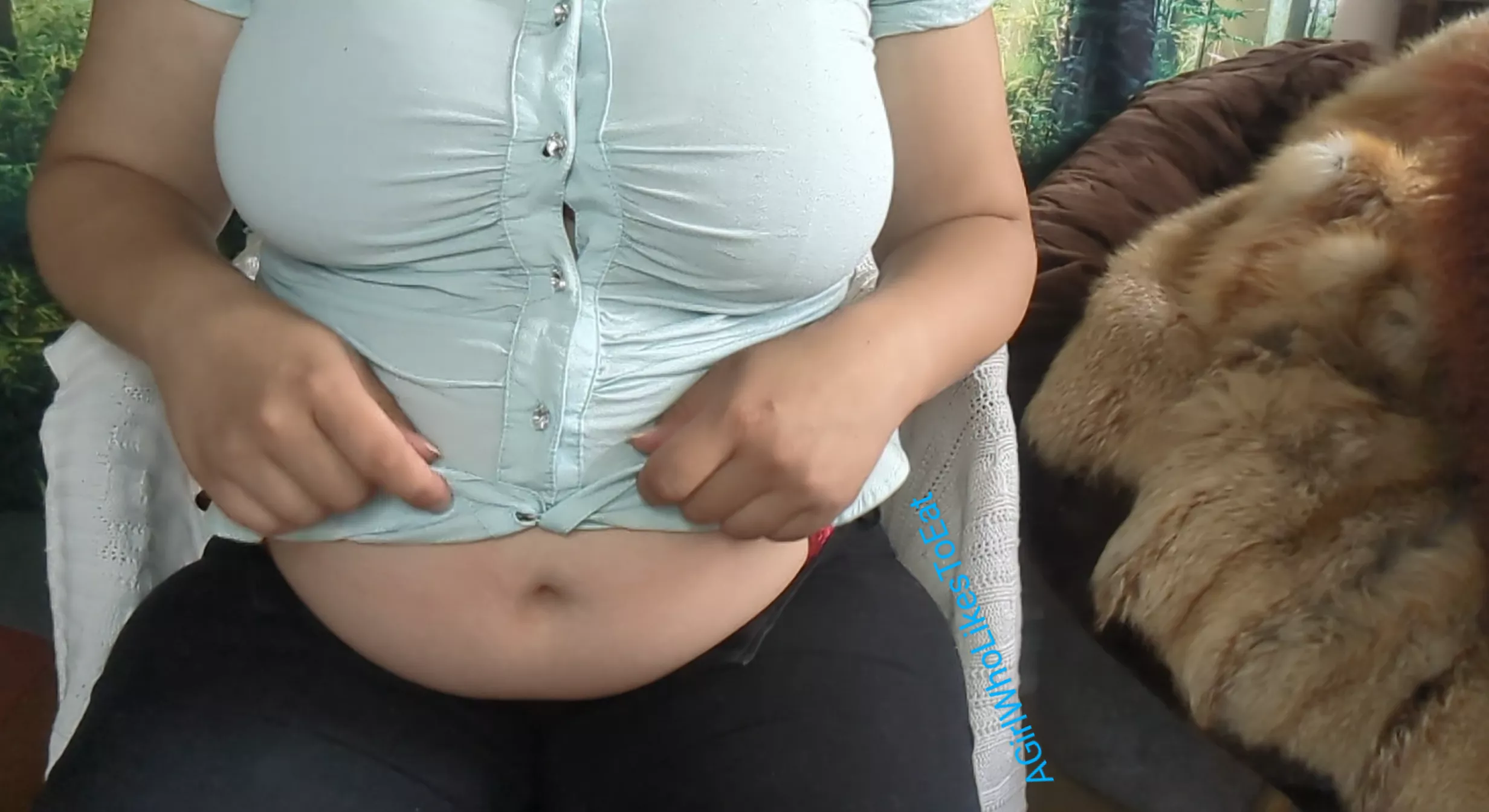 Wasn't long before a button FLEW across the room🤣