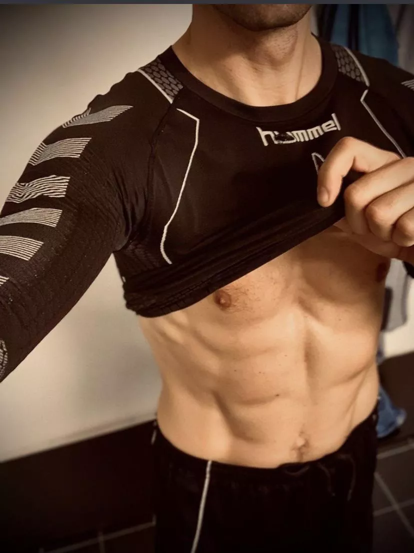 Check on today’s workout 🏋️‍♀️ (M)