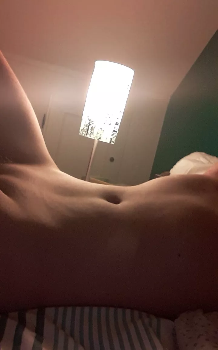 One of you fit men wanna take me on missionary ? [f]