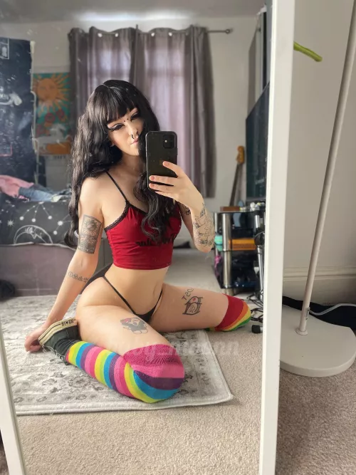 I love my odd striped socks 🥰