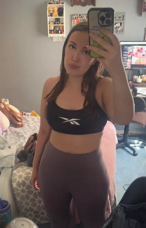 Just lost 5 lbs recently, just started using the stair master 👏🏼❤️