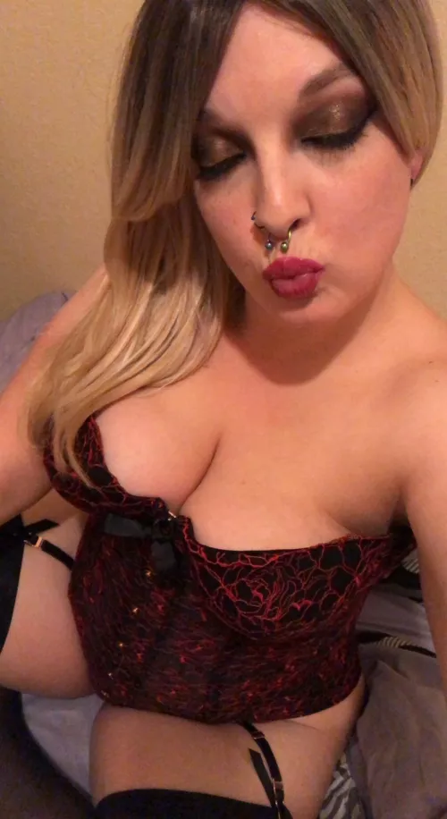 🤠 🐎 Yeeeehaw cum have some hella fun with me on my freeeeee page