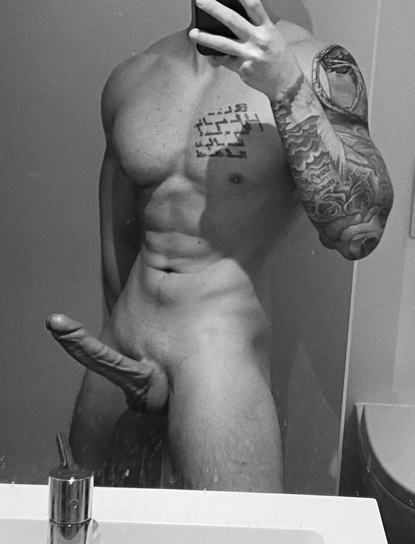 Did i make you stop scrolling? 😏