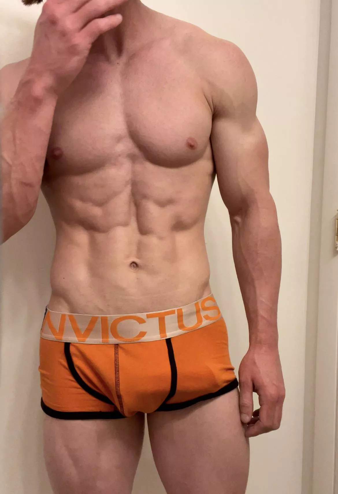 POV: Your roommate’s friend asks you how to use the shower