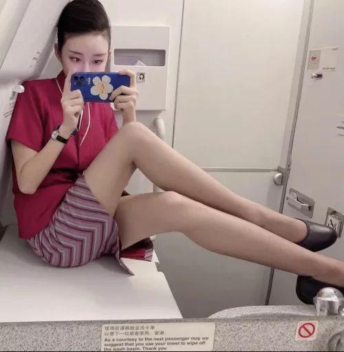 Bathroom selfie 🇨🇳