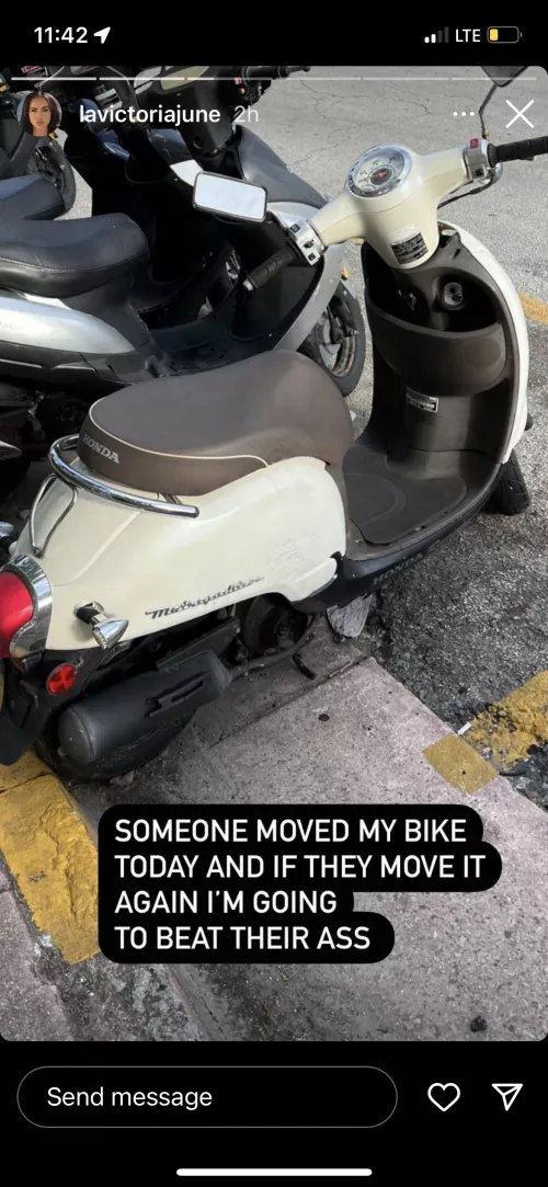 Wait i didnt know she could fight👀 who ass she gonna beat