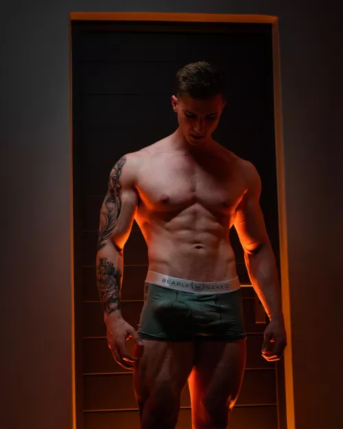 Is that the TV remote 🕹💦