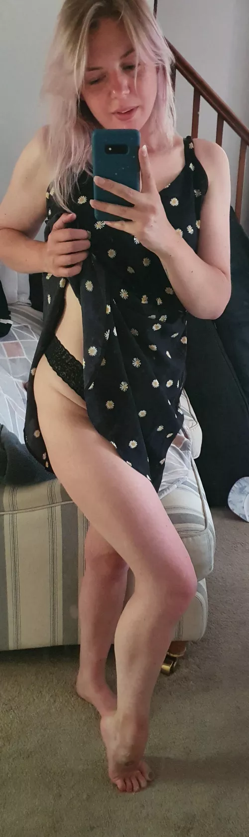 Wish someone was here with me [f] 😜