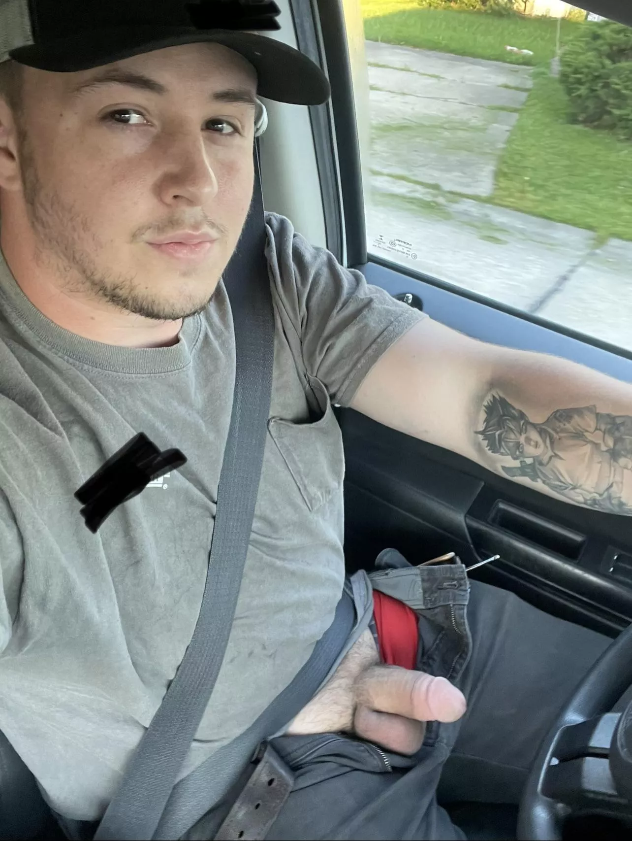 Love the thrill of someone being able to see me drive by like this 🫢