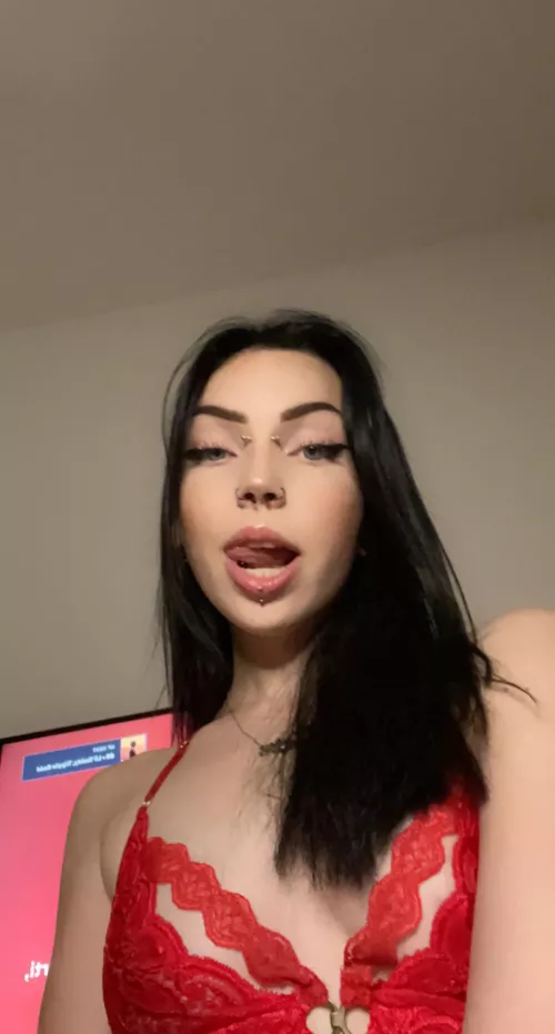 You can cum on my tongue 🙈