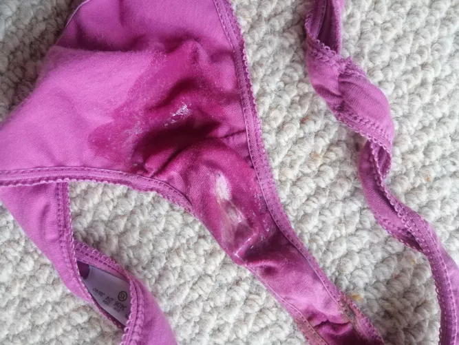 Post sexy times!! Who wants to lick them?