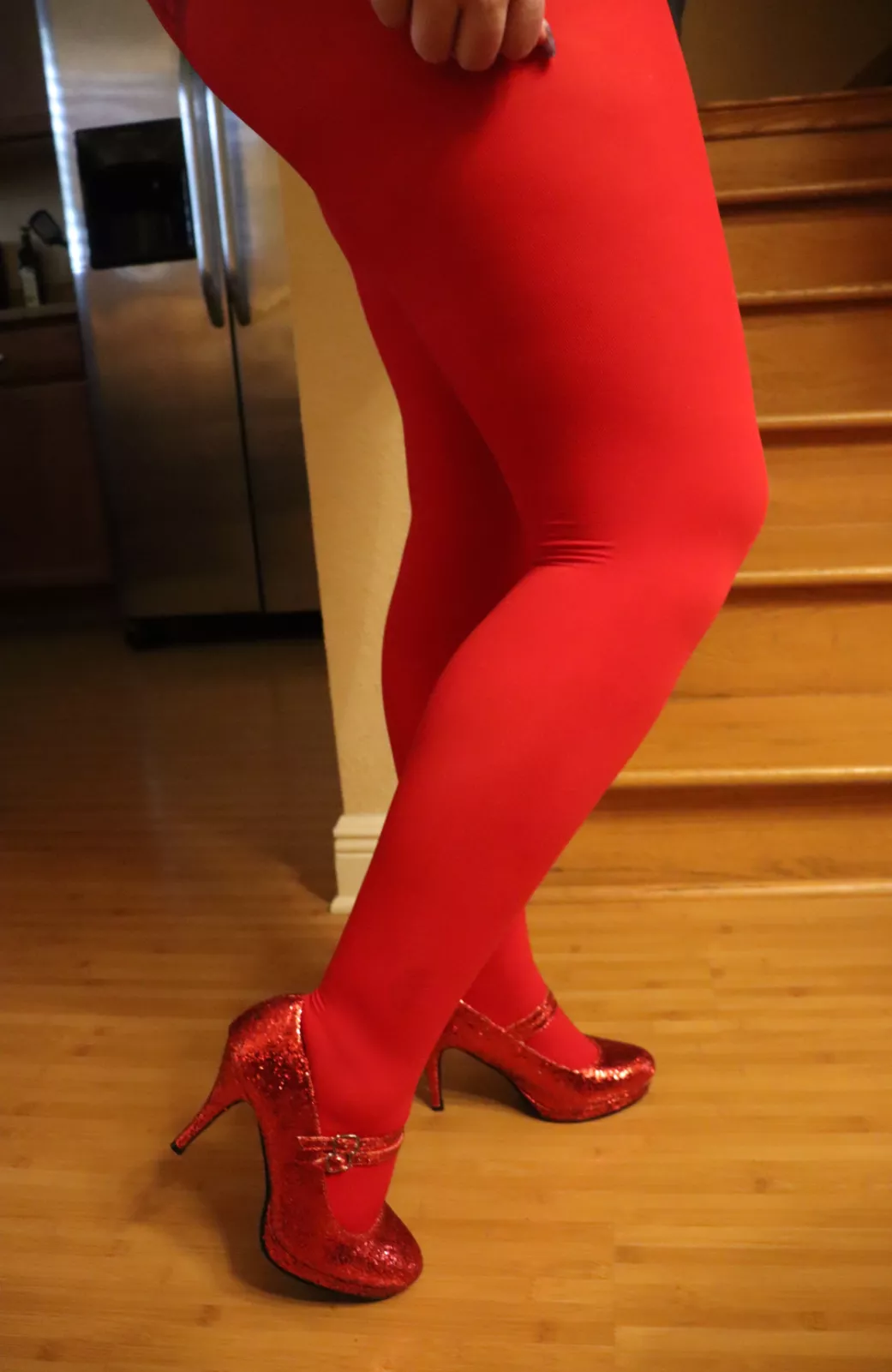 Tights + Ruby Heels = Lust ❤️‍🔥