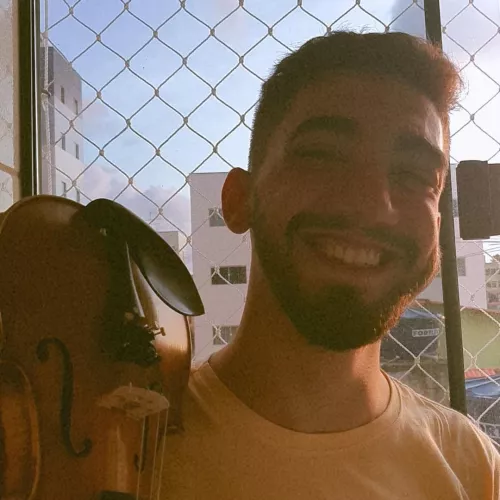 Usually don't smile at pictures, but this one is kinda cute right? 🙈