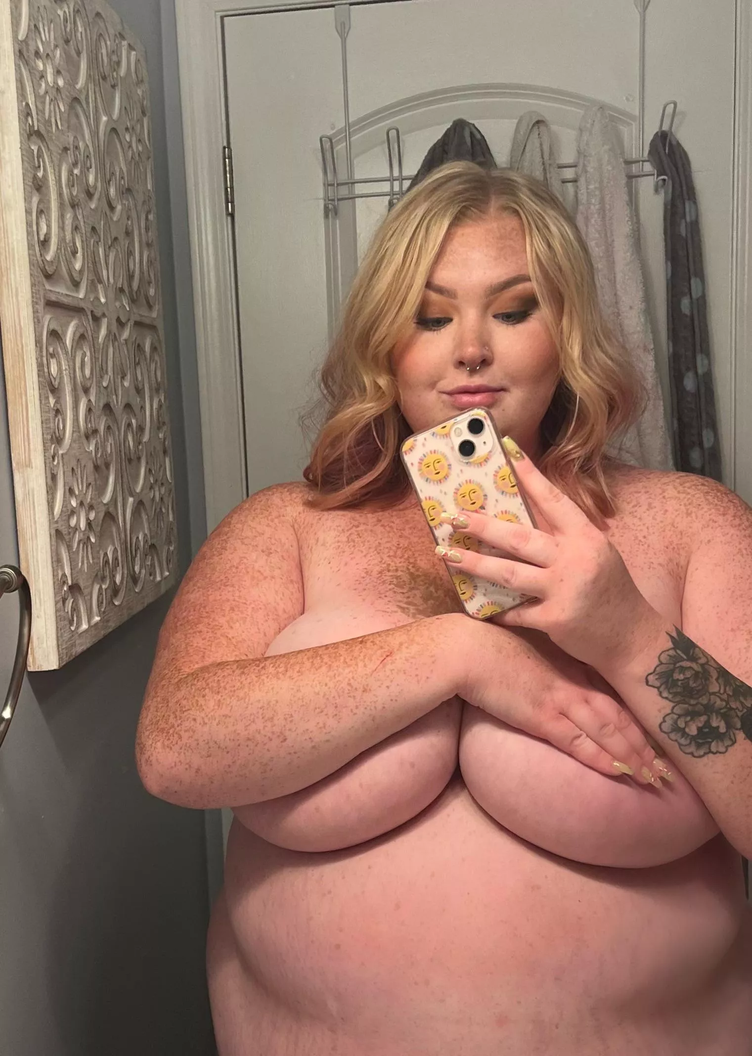 Need a shower buddy 💦