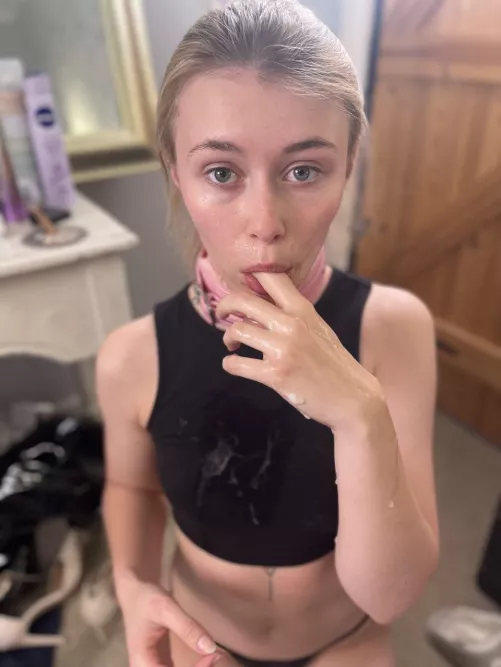 What is her name 😳🔥