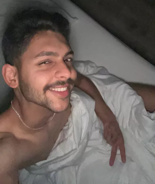 Gm from the Netherlands! Who’s awake? 😜🙈