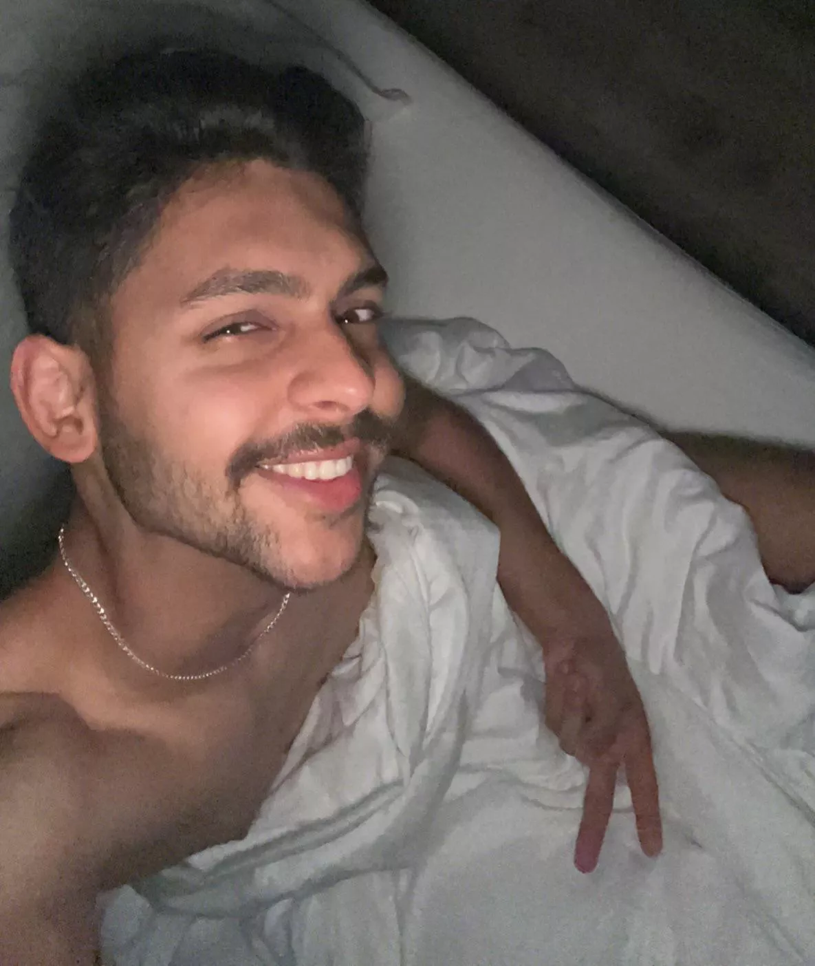 Gm from the Netherlands! Who’s awake? 😜🙈