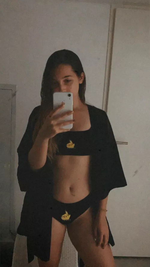 [F] I am the very best, like no one ever was