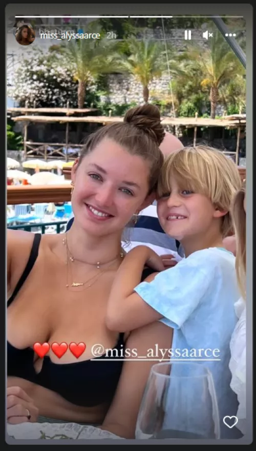 Instagram Story (July 3, 2022)