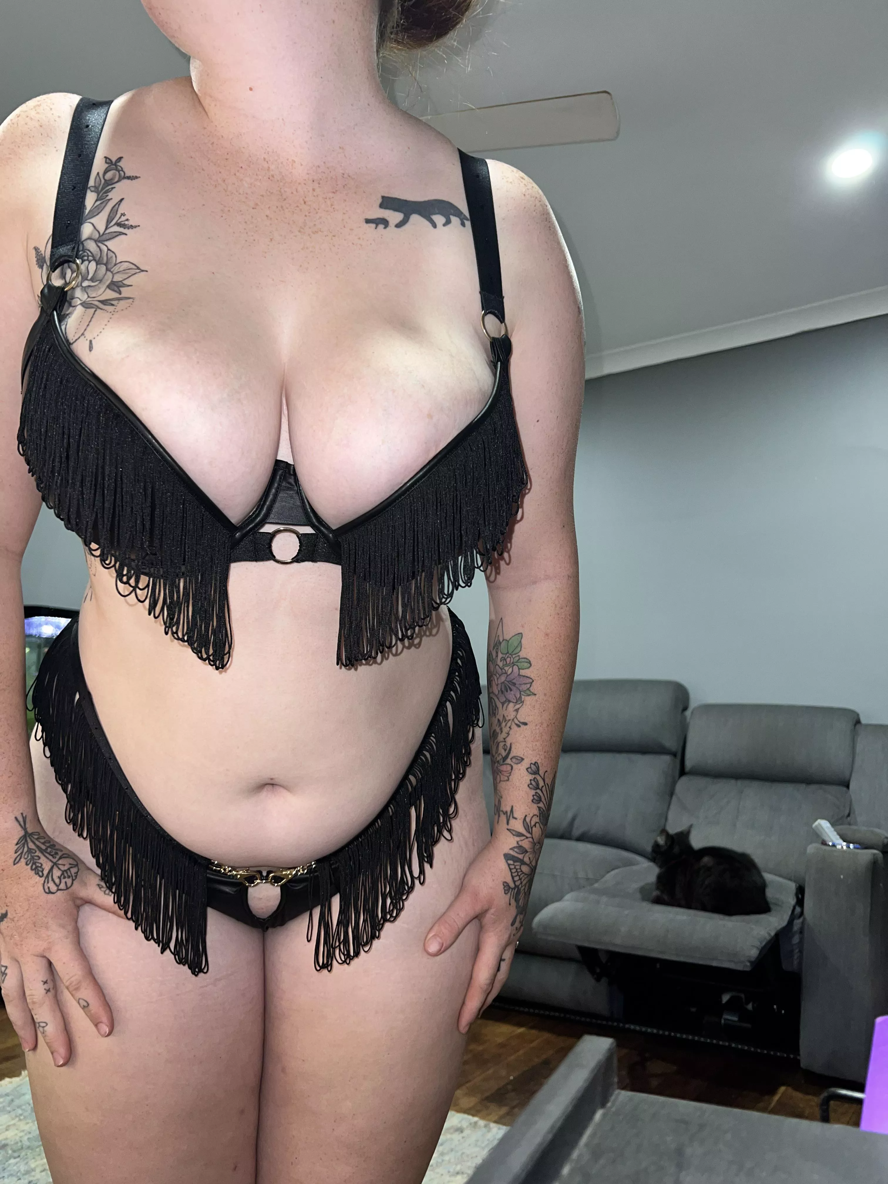 Celebrating one year!!!! 💙🤍 slashed fee right now for this special occasion x (f)