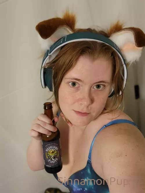 What does puppy like to listen to?