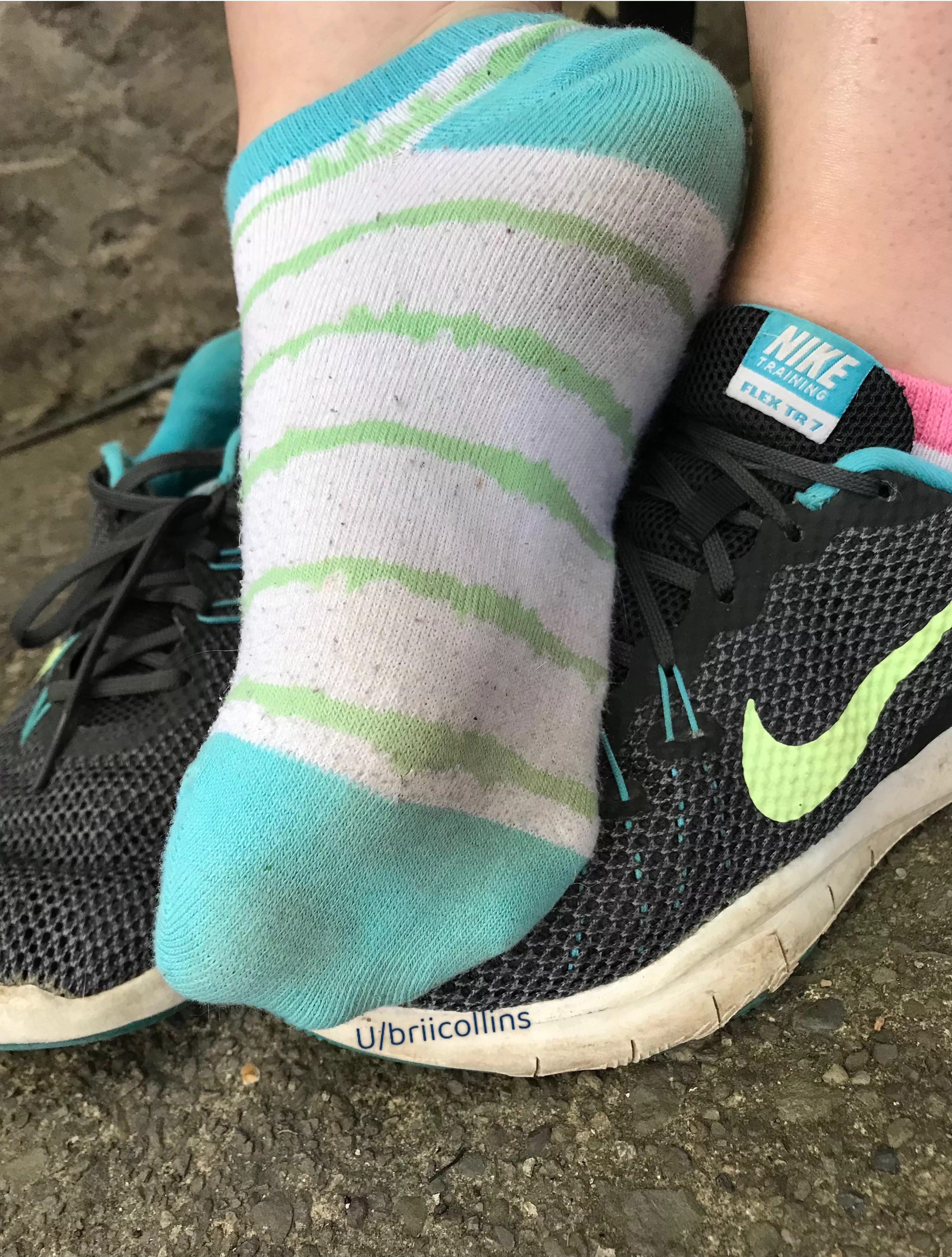 Don’t you want to take a whiff? 3 days of sweat.🤭 [selling]US DM me to claim. 💕