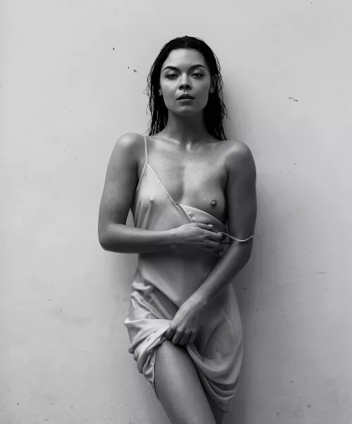Scarlett Byrne in The Feminist Mystique [ph. Ali Mitton]