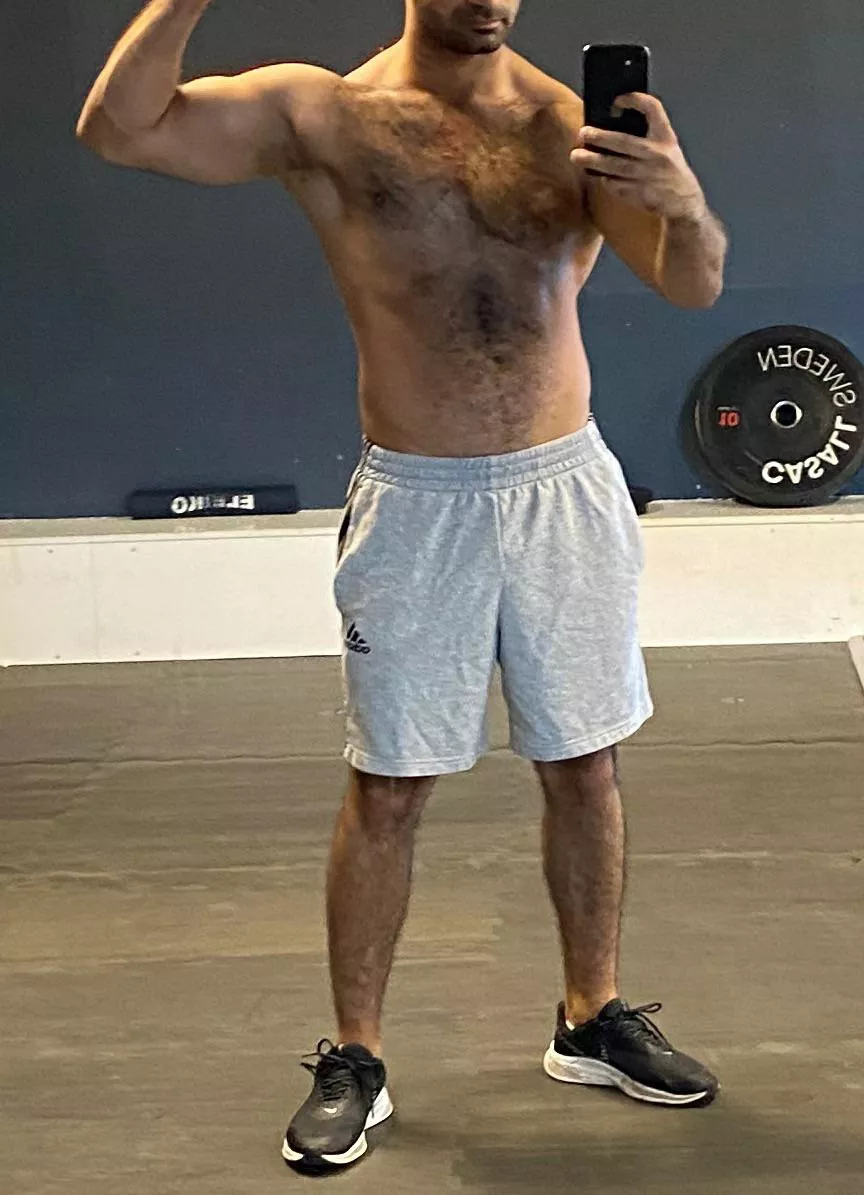 Guess my arm size 😜